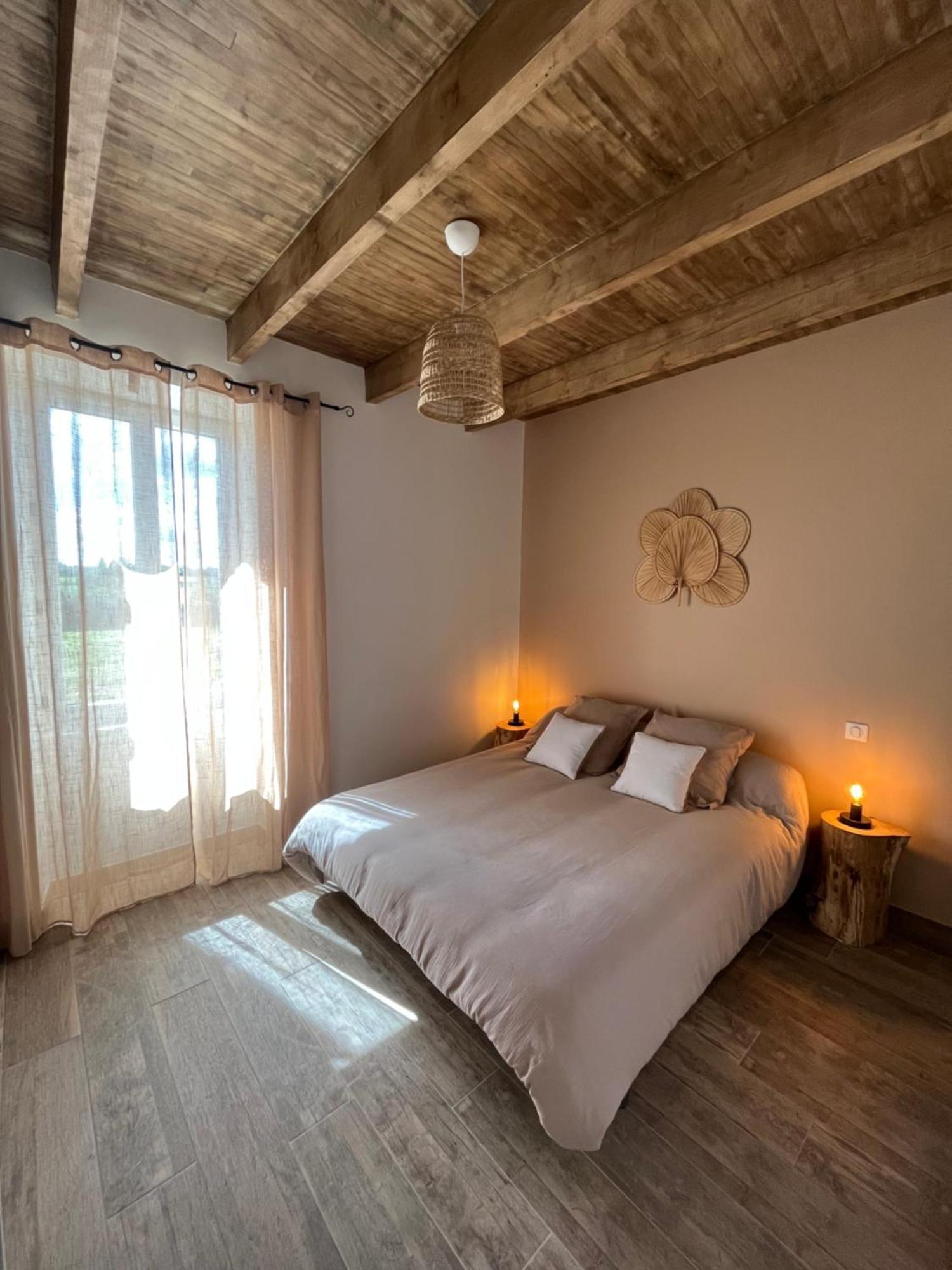 La Petite Ferme De La Croix Bed and Breakfast Saint-Avit-Sénieur Exteriör bild